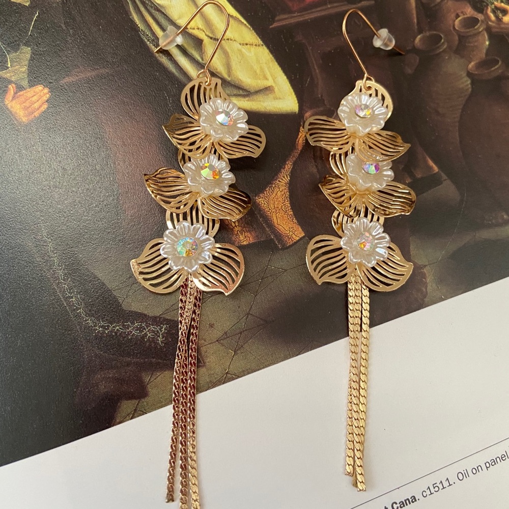 Boutique Flower Statement Earrings - Picture 4 of 7